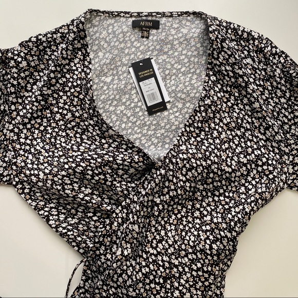 🆕 AFRM Silky Wrap Minidress Baby Daisy - Picture 3 of 8